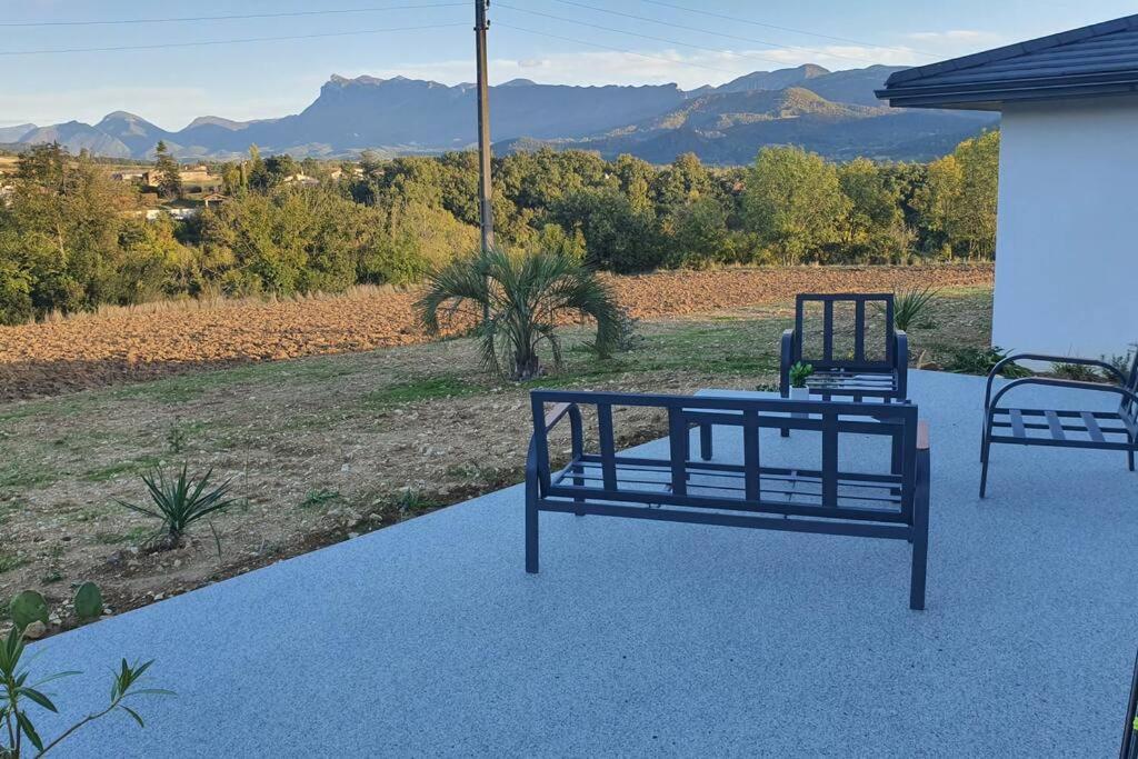 Studio Independant Vue Magnifique Et Au Calme Crest Exterior foto